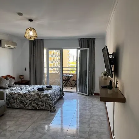 Encantador Na Da Rocha Appartement Portimão